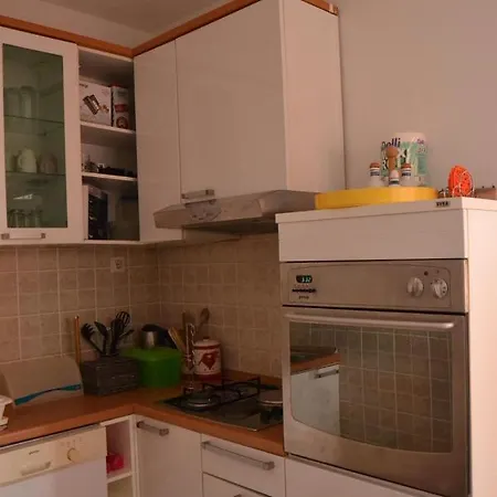 Apartman Elli *